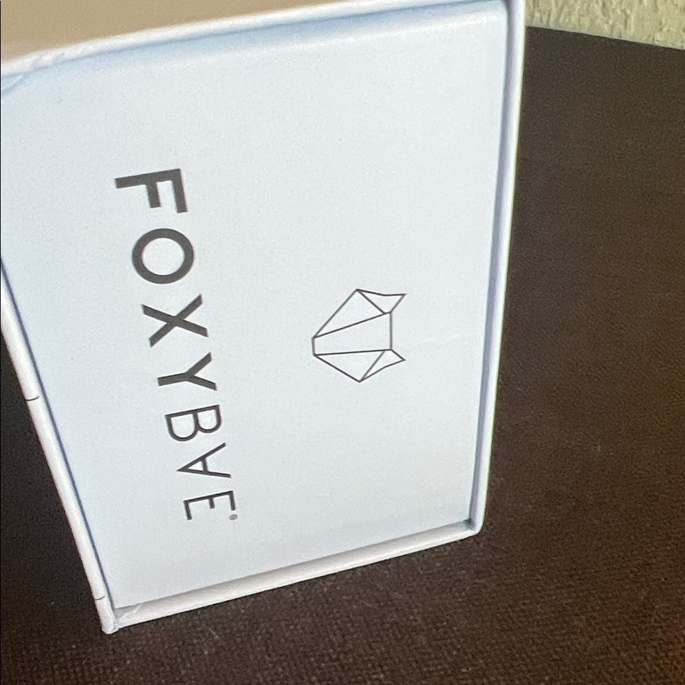 # 1173+ FoxyBae Sleek & Slay Ceramic Flat Iron - Picture 7 of 13